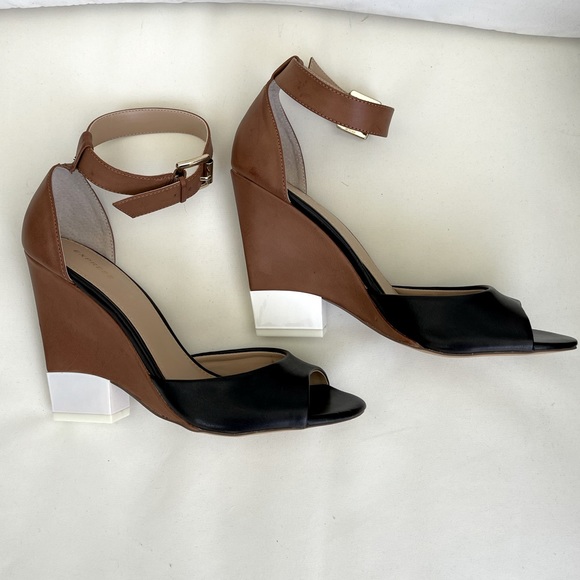 Express Wedge Sandals NEW - Picture 3 of 5